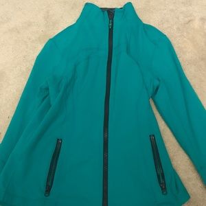 lululemon green workout jacket